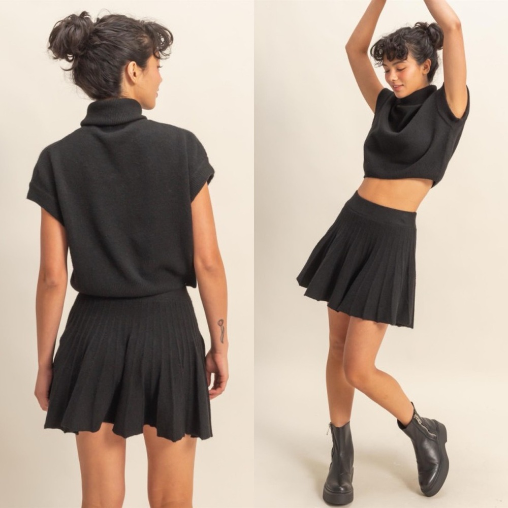 No Time To Waste Turtleneck Top and Pleated Skirt Set - Picture 4 of 12